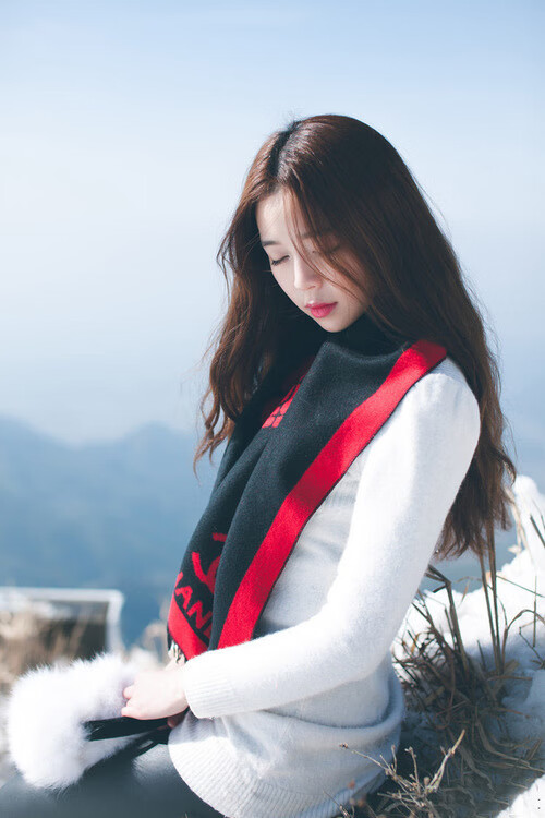 开云体育保障-史上最年轻的欧冠冠军，未来之星崭露头角，欧冠历史最年轻出场球员